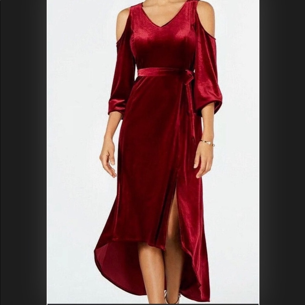 NY Collection velvet red cold shoulder dress, NWT